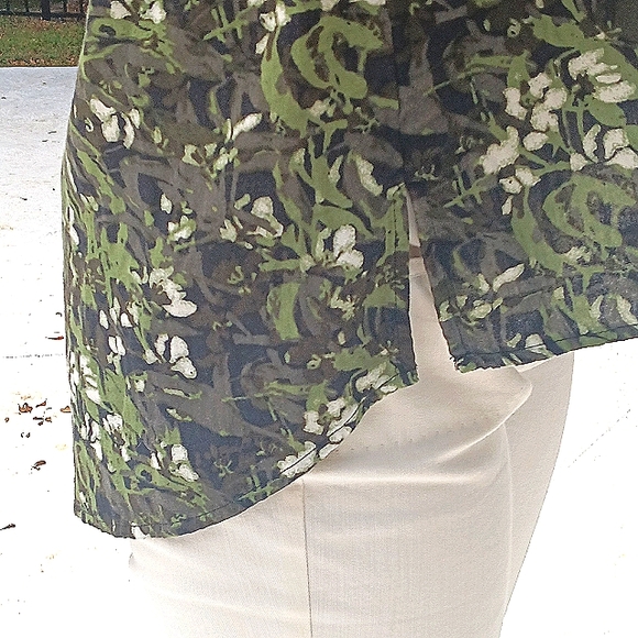 SALE Caslon by Nordstrom sleeveless V-neck top size S - Picture 8 of 11